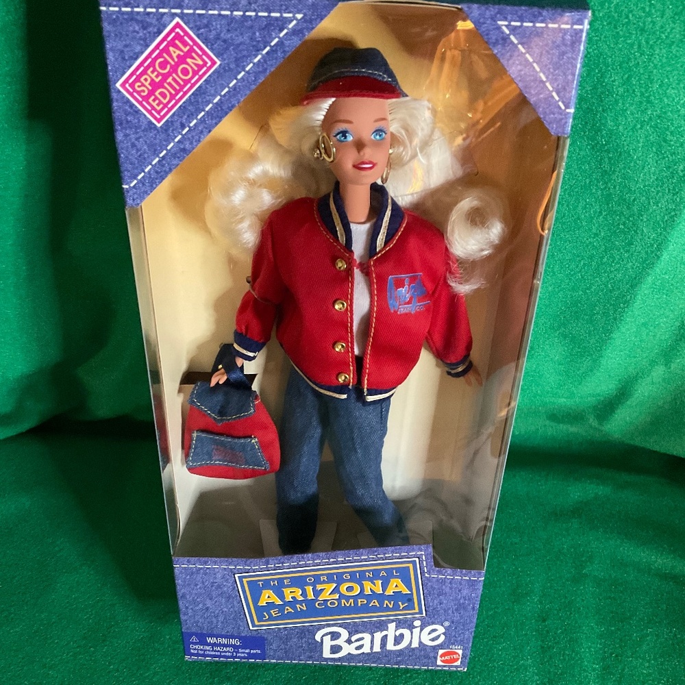 Barbie The Original Arizona Barbie NRFB by Mattel in 1995 NRFB Mint-Excellent
